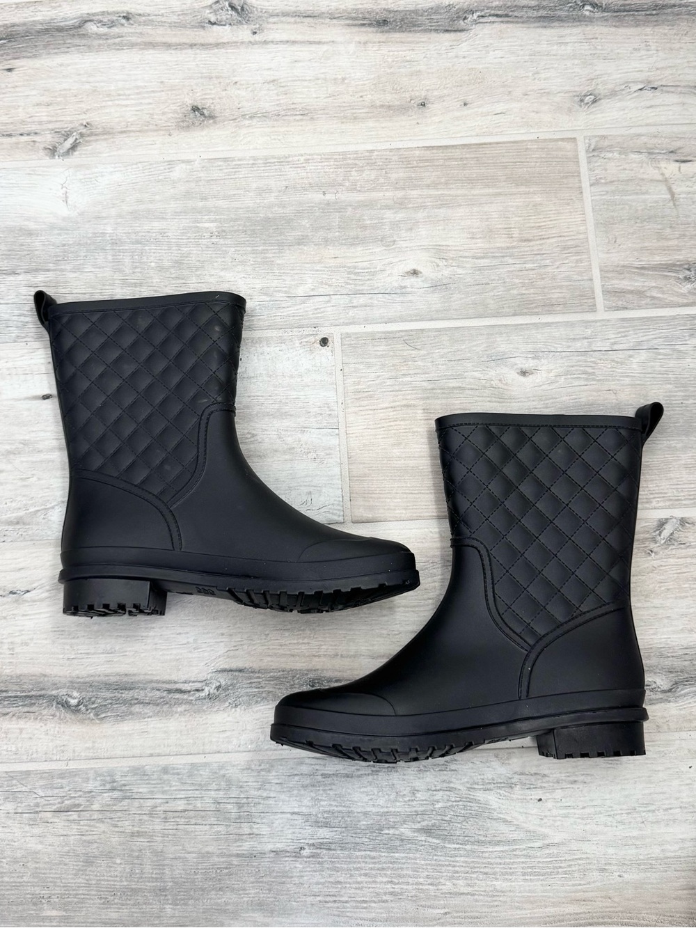 Black Quilted Waterproof Mid Calf Rain Boots